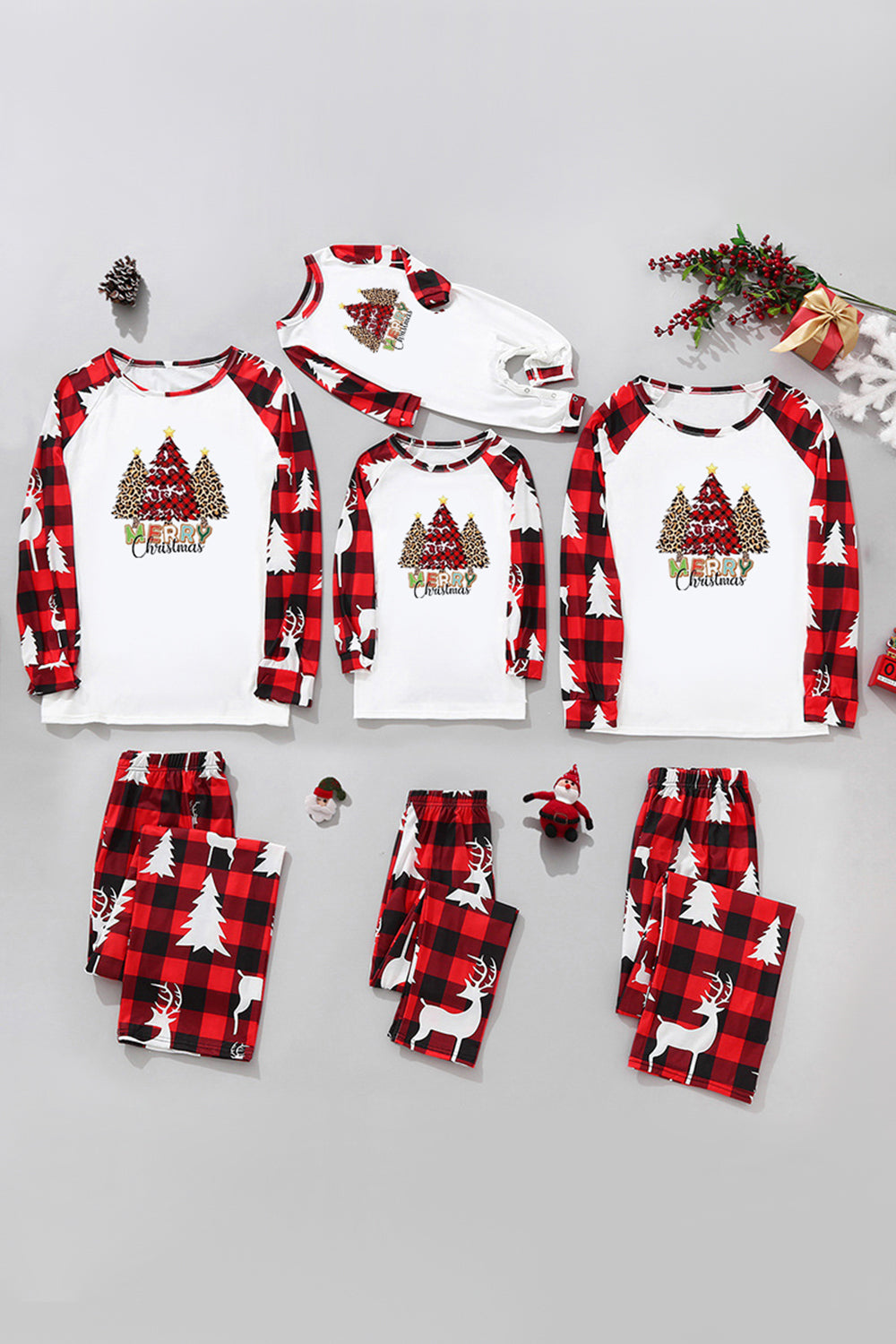 MERRY CHRISTMAS Graphic Top and Pants Sleepwear Set
