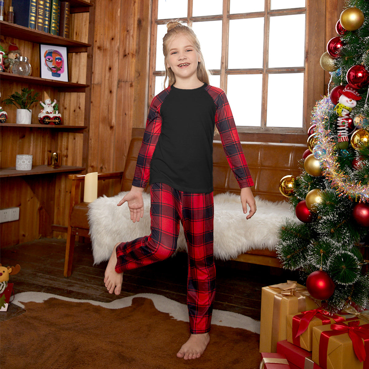 Christmas Raglan Sleeve Top and Plaid Pants Set 2T-9 Children Sleepwear